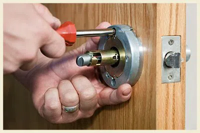 Warrenville IL Locksmith Store Warrenville, IL 630-576-0534 - 10-residential-lockouts